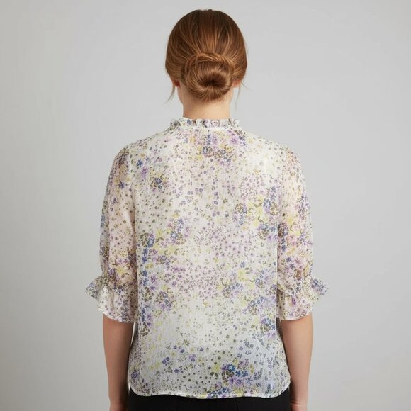 CeCe Women's Floral Ruffled Sleeve Button-up Blouse. Small - Picture 2 of 5